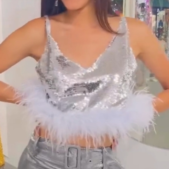 Boutique Feathers and Sequins Women's Silver Sleeveless Crop Top. - Picture 3 of 9